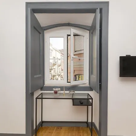 Sweet Apartment *